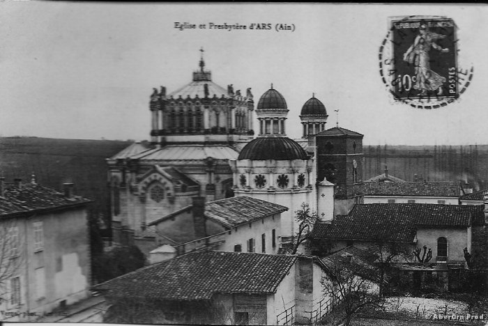 Vue-Presbytere-Eglise_2
