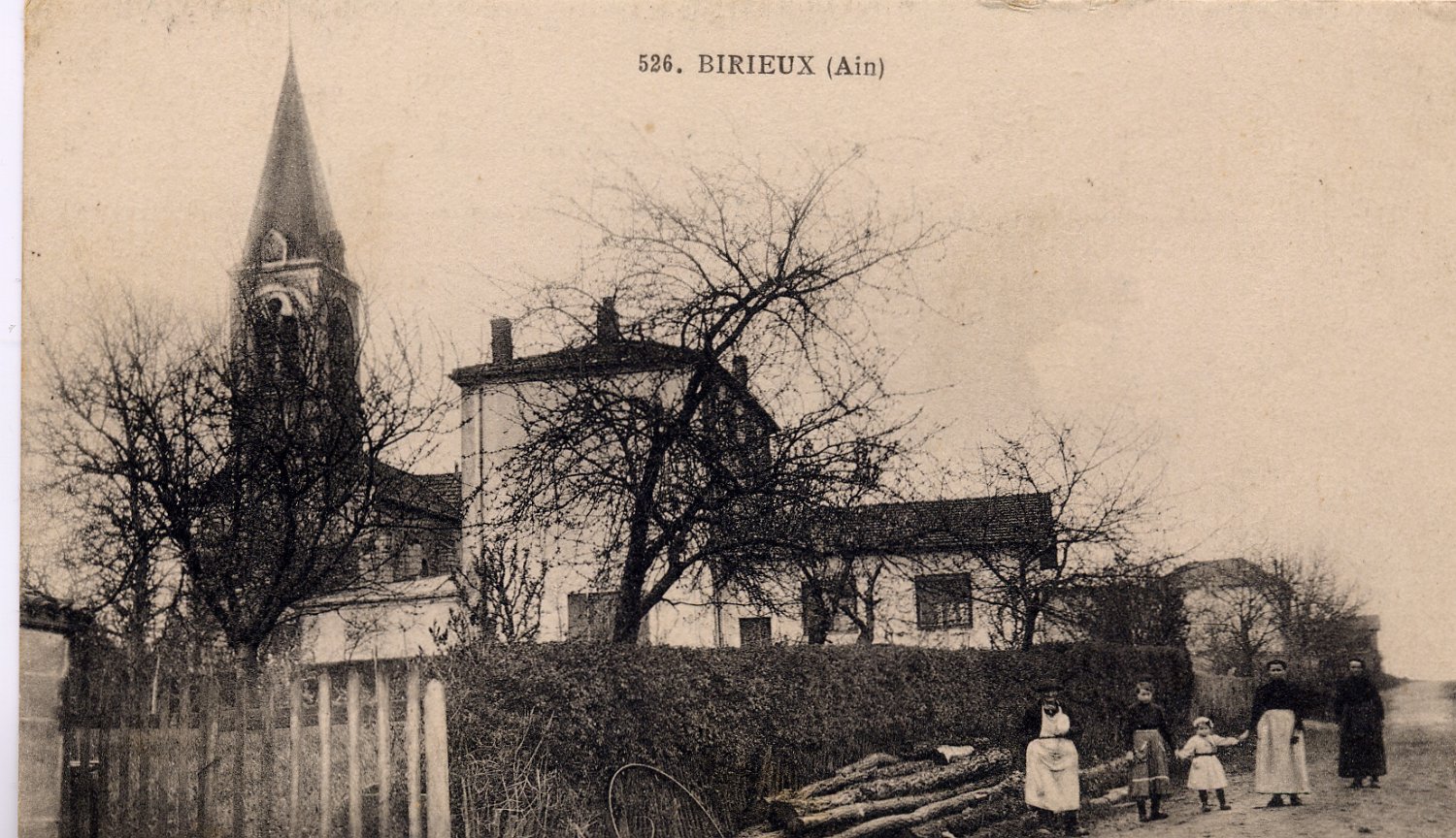 Centre ville à Birieux en 1916