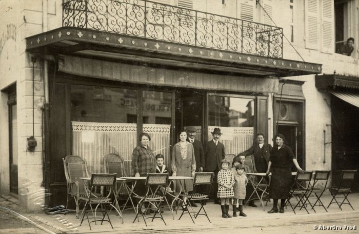 Cafe_Francais_JV
