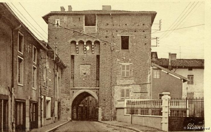 Porte_Villars_8