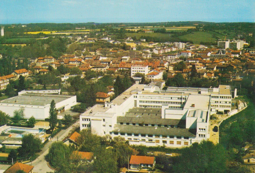 Les laboratoires Sarbach à Chatillon sur Chalaronne dans la Dombes en 1988