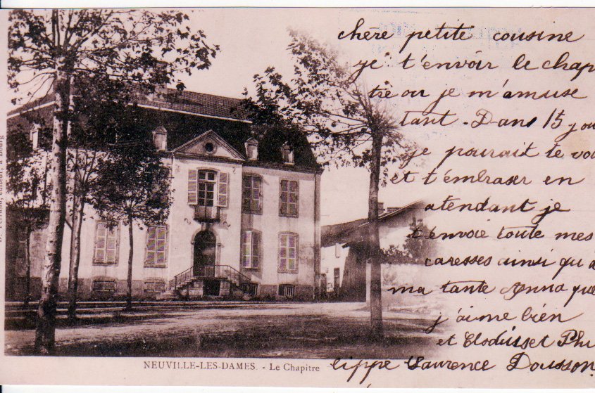 Le château du Chapitre de Neuville les Dames dans la Dombes