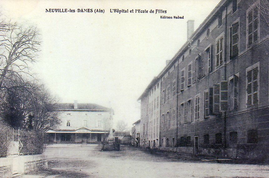 Ecole des filles de Neuville les Dames dans la Dombes