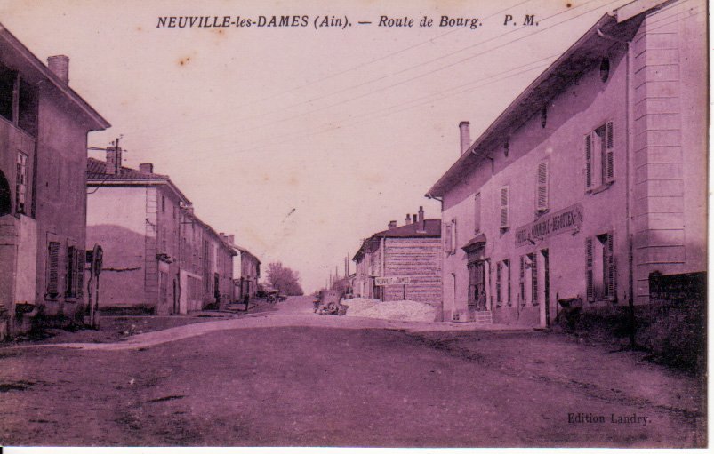 Route de Bourg à  Neuville les Dames dans la Dombes