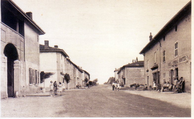 Route de Bourg à Neuville les Dames dans la Dombes