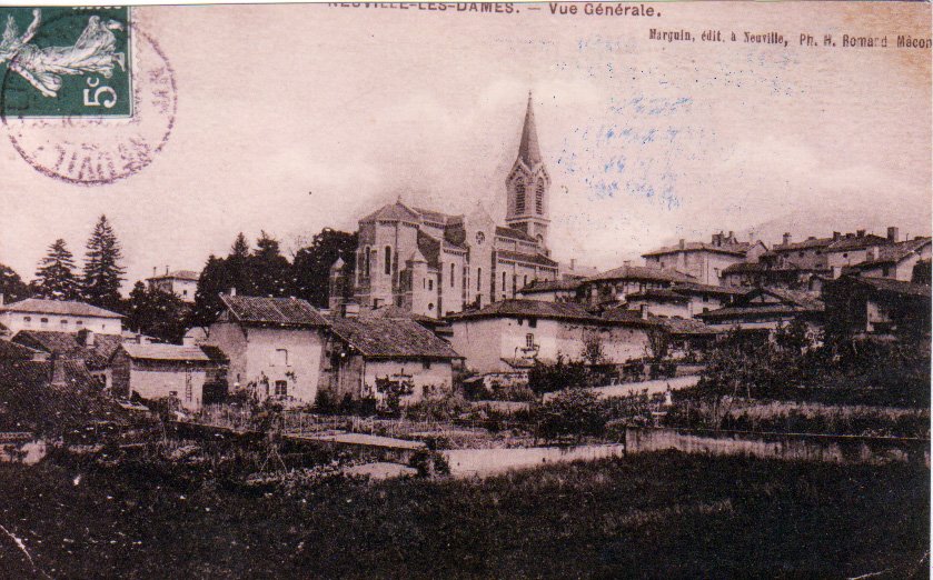 Vue générale de Neuville les Dames dans la Dombes