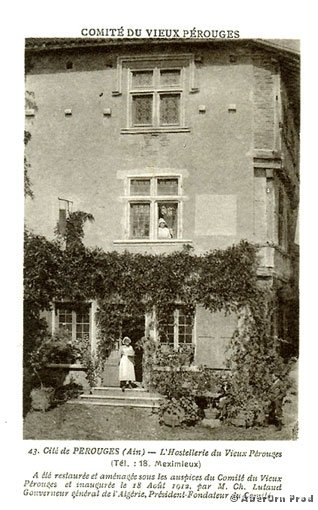 43_Entree_hostellerie