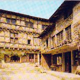 Hostellerie à Pérouges dans la Dombes