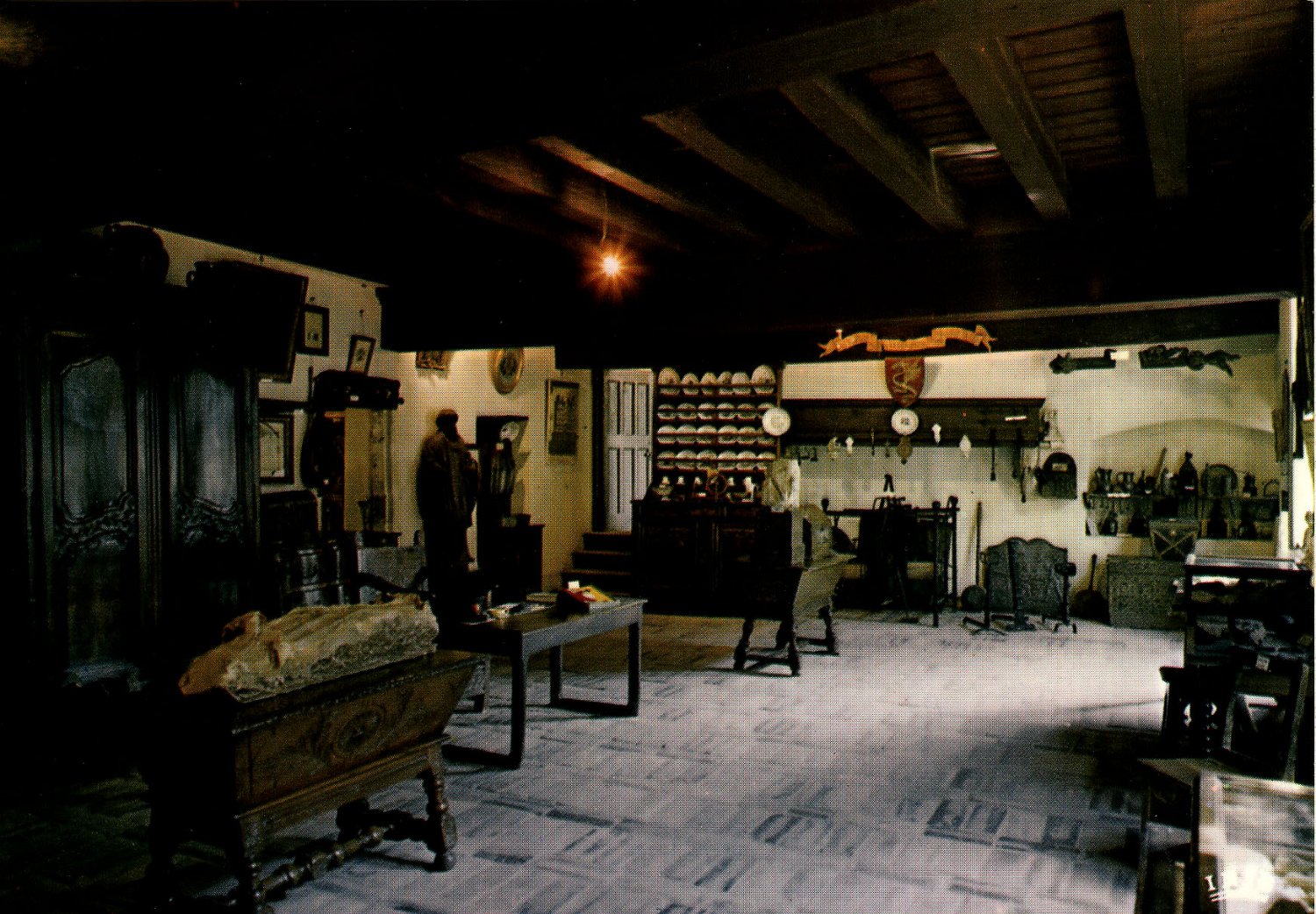 Grande salle du Musée du vieux Perouges à Perouges dans la Dombes