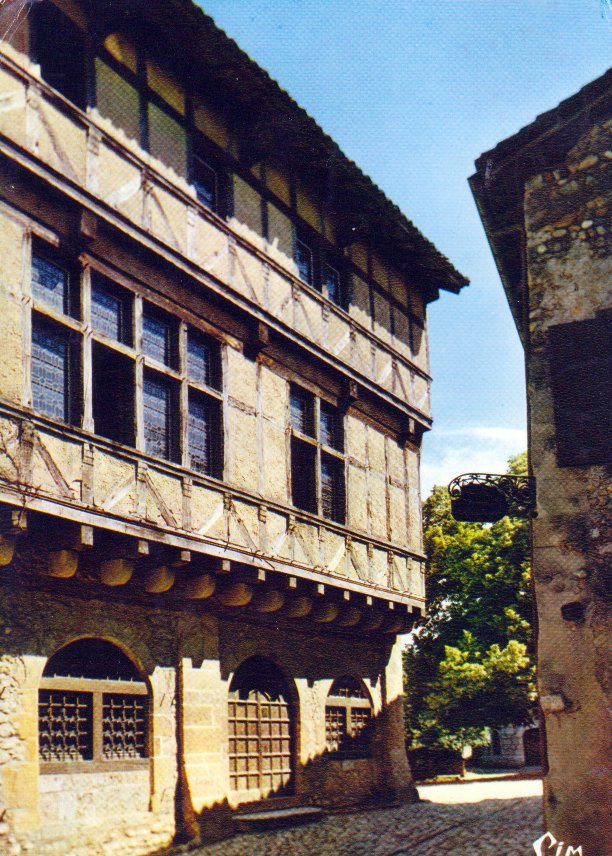 Maison Cazin à Pérouges dans la Dombes
