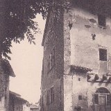 Maison Cazin dans la rue des Rondes Maison Cazin dans la rue des Rondes