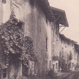Rue des Rondes et le grenier à sel du XVIème siècle Rue des Rondes et le grenier à sel du XVIème siècle