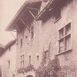 Rue des Rondes et le logis du grenier à sel du XVIème siècle Rue des Rondes et le logis du grenier à sel du XVIème siècle