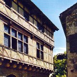Maison Cazin à Pérouges dans la Dombes Maison Cazin à Pérouges dans la Dombes