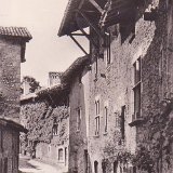 Rue des Rondes et les vieux Logis et le grenier à sel Rue des Rondes et les vieux Logis et le grenier à sel