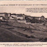 Vue générale de Pérouges côté ouest dans la Dombes