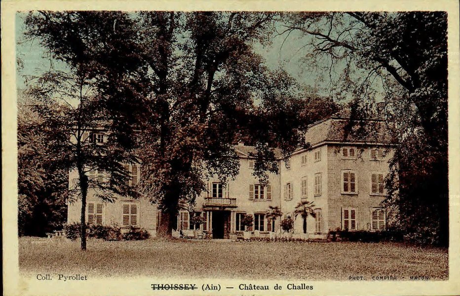 Chateau_de_Challes_2