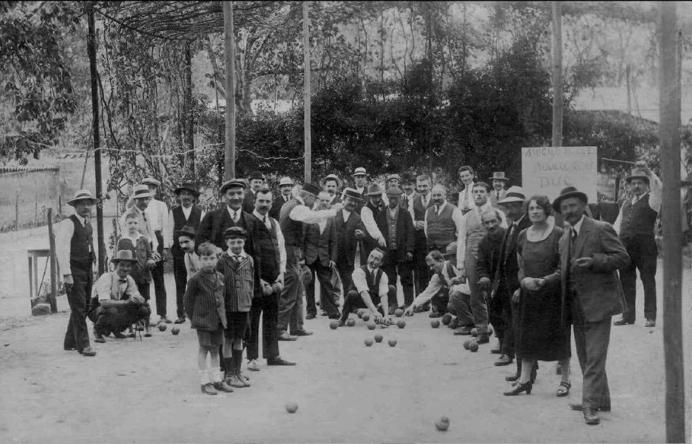 Cafe_du_bon_coin_joueur_de_boules_2