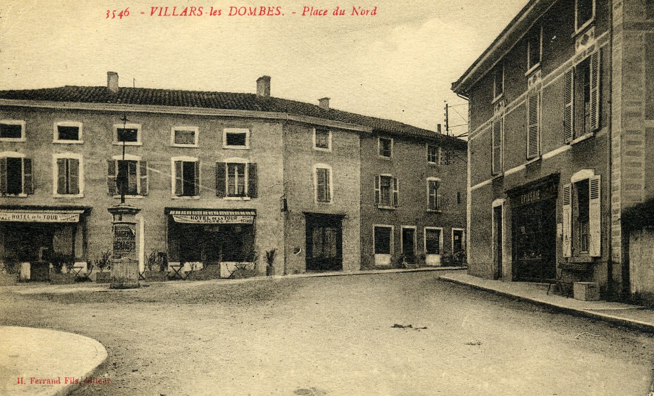 Place du Nord à Villars les Dombes en 1933