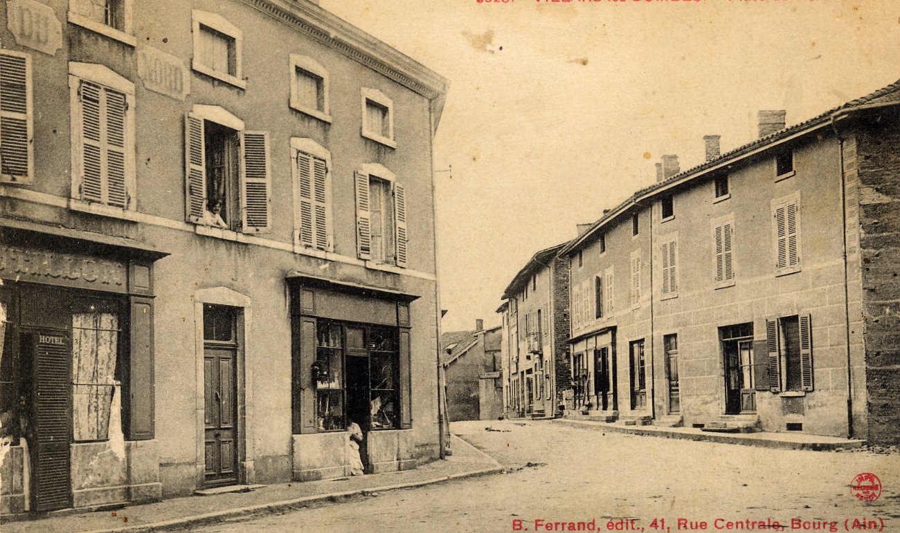 Place du Nord à Villars les Dombes en 1915