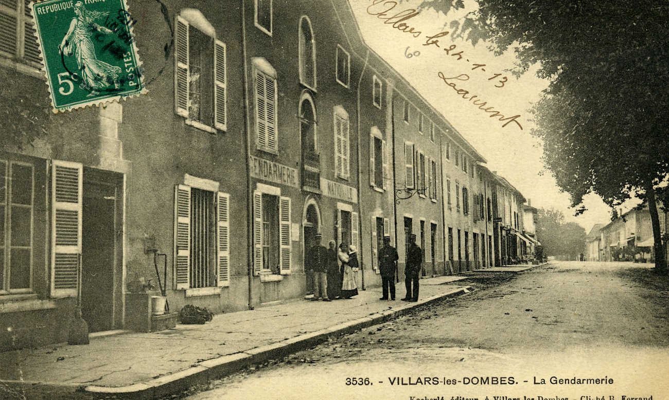 Quartier de la gendarmerie à Villars les Dombes en 1913