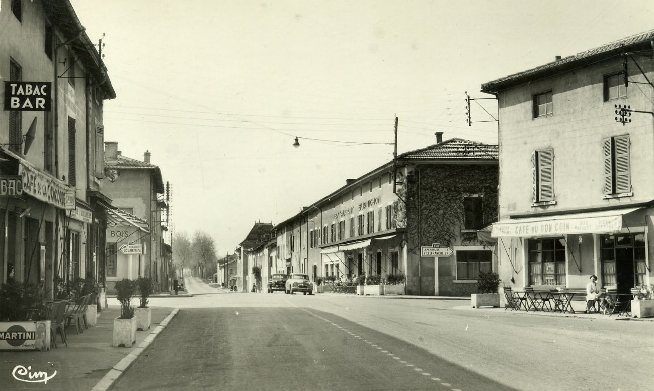 Route de Lyon à Villars les Dombes