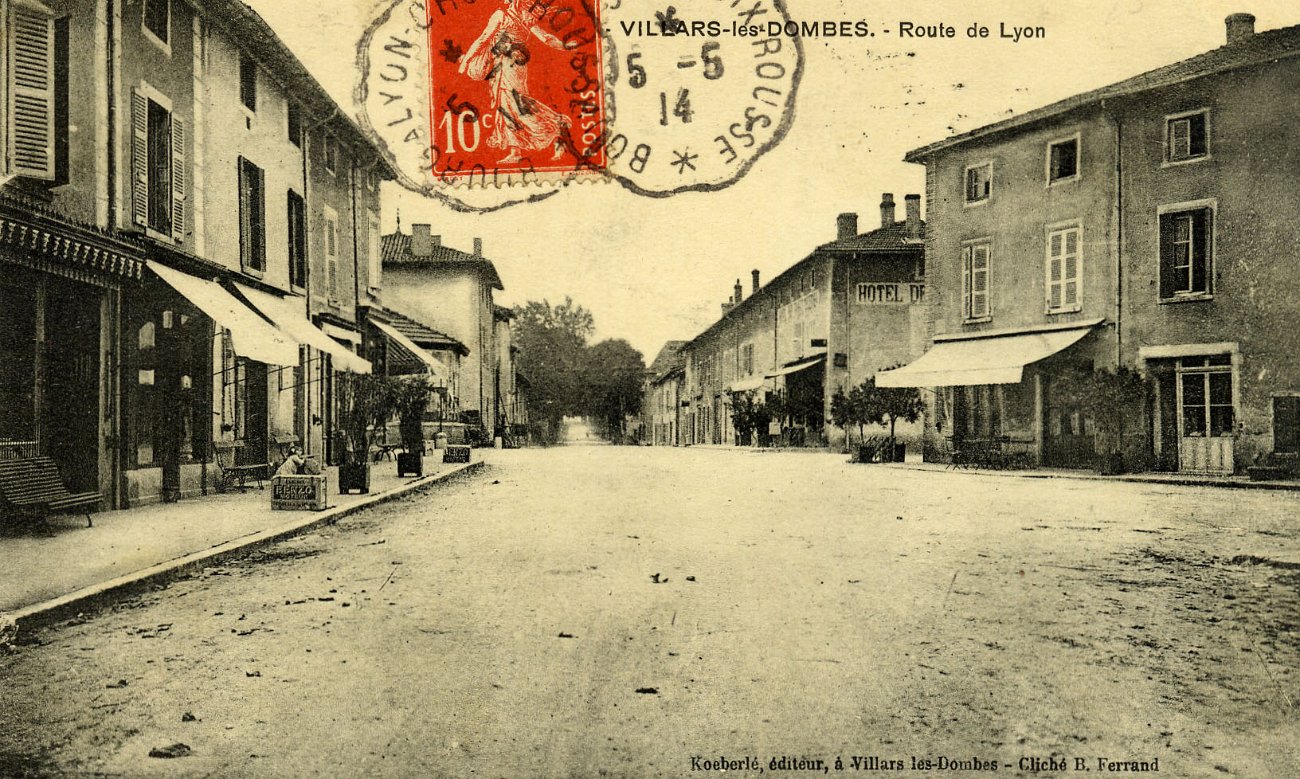 Route de Lyon à Villars les Dombes en 1914