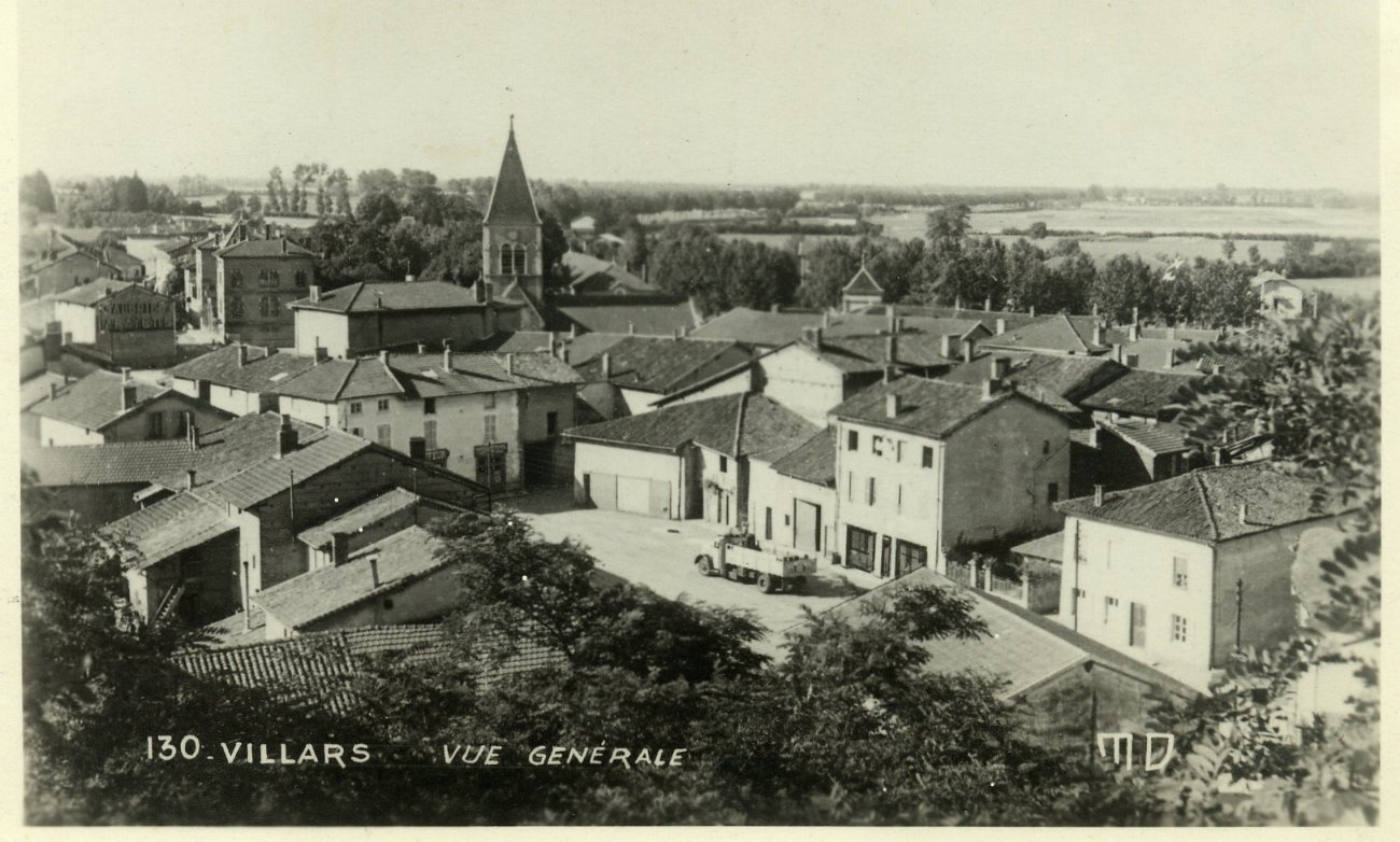 Vue générale de Villars les Dombes en 1950