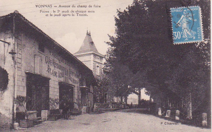 Restaurant Blanc  avenue du champ de foire à Vonnas dans la Dombes