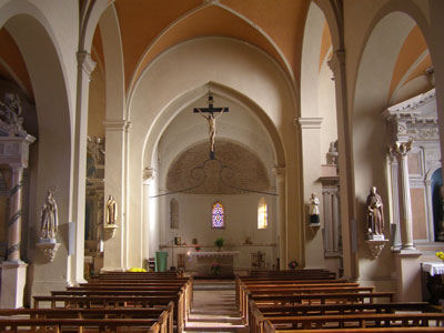 Intrieure de l'glise de Saint Triviers sur Moignans dans la Dombes