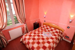 chambre Hotel Emile Job  Montmerle sur Sane dans la dombes